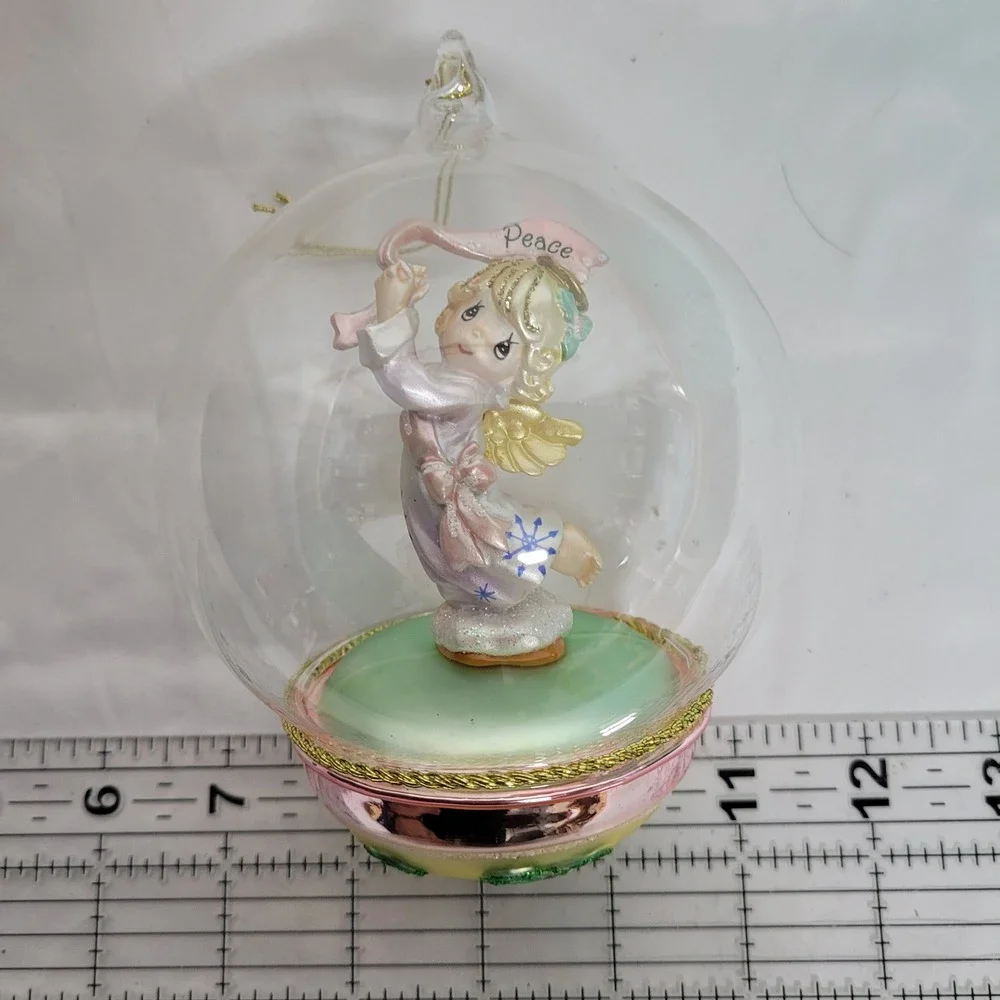 Precious Moments 2005 Peace Angel Glass Ball Ornament 612025 Lavender Pink